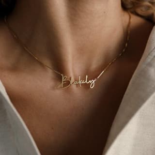 Personalized name necklace